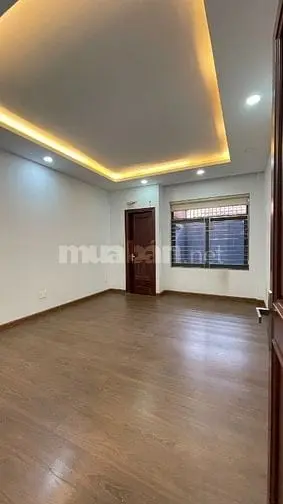 Mặt Tiền Trần Thủ Độ, 4X18M, Lửng 3 Lầu St Có Thang Máy, Giá 13.8 Tỷ