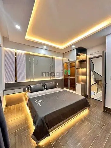 Nhà Mt Đường Thông 1Sẹc Hà Huy Giáp, Dt:4X24M, Lửng, 3Lầu, 4Pn, Sân Xh
