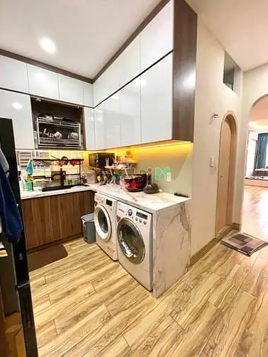 🏠 Căn Hộ Chung Cư Lầu 4 - Vincom Nguyễn Xí - 60M2 - 2 Ngủ - Shr