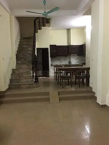 Cho Thuê Nhà Riêng 5 Tầng*40M2 Phố Hàng Bún(Đầu Dốc)