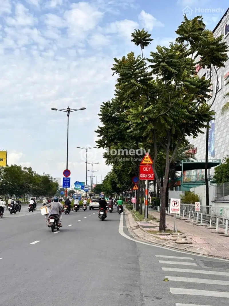 Giảm Giá 300Tr, Nhà Dành Cho Gia Đình Trẻ,P.hbc, Thủ Đức, Giá Chỉ 4,7 Tỷ.
