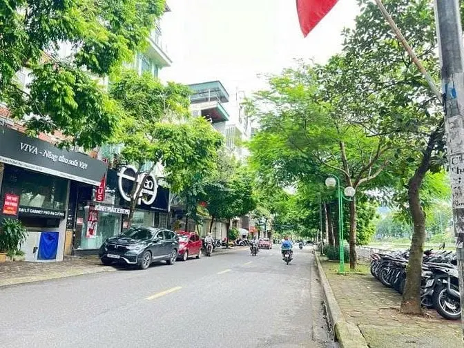 🌟 Bán Nhà Mặt Phố Đường Láng – Hàng Hiếm – 2 Mặt Tiền – View Sông