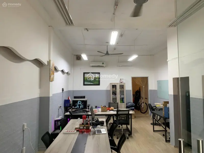 Gấp!!! Cho Thuê Tầng Trệt Mặt Bằng Cao Thắng (Có Nội Thất Cơ Bản). Diện Tích 75M2, Hẻm Oto Đi Lại