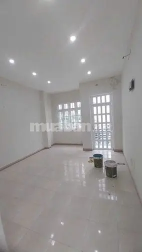 Nhà Mới Đẹp, Hẻm Xe Hơi Đông Hưng Thuận, Q12, 4 X 17M, 1 Lầu, 3Pn