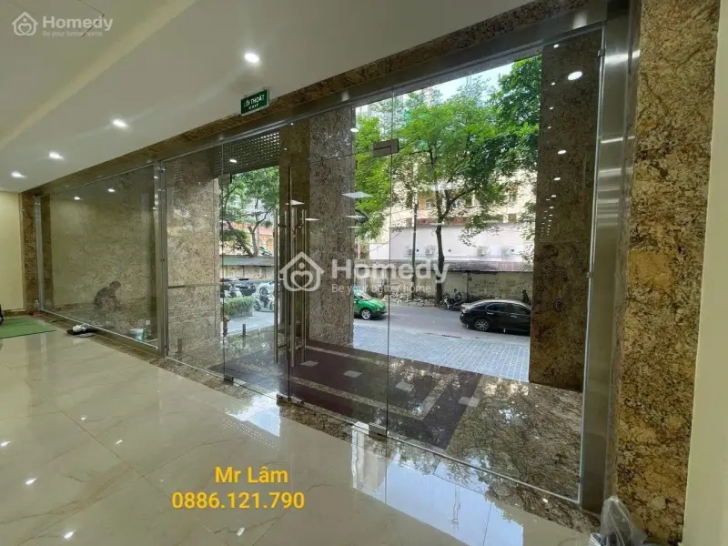 📌Cho Thuê Tòa Văn Phòng 10 Tầng Mp Hoàng Ngân, Dt 420M2, Mt 14M.vị Trí Lô Góc. Giá 600Tr/Th