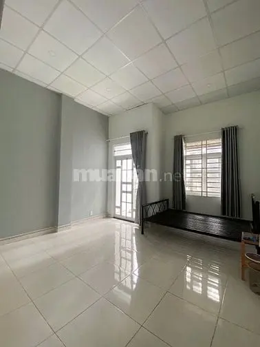 Khu Phân Lô — Đường 6M Thông Tứ Tung — 3 Tầng 52M2 Hoàn Công Chuẩn — C