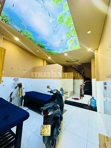 Cho Thuê Nhà Mặt Tiền Đẹp, Số 17 Hoàng Xuân Nhị, P. Tân Phú, Tp. Hcm