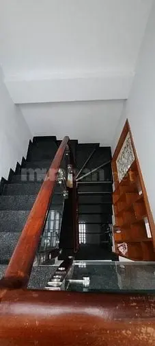 Bán Gấp Nhà Trệt 2Lầu Đường 5 Linh Xuân Thủ Đức ,Lh : 0909428959.