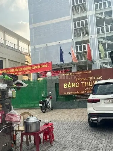 Mặt Tiền Huỳnh Tấn Phát, Đoạn Nằm Giữa Kcx Và Đường Bùi Văn Ba