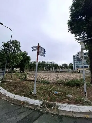 Chuyển Nhượng Dự Án Tòa Nhà Văn Phòng Quận 12 Giá 190 Tỷ