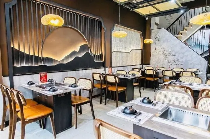 Cho Thuê Nhà Mặt Tiền Võ Văn Tần, Phường 6, Quận 3 - Ngang 5M