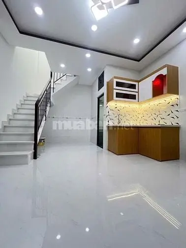 Nhà Mới Đẹp Gần Chợ Phạm Thế Hiển.