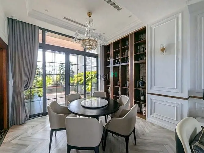 70 Tỷ! Bán Nhà Khu Compound Vip Đ. Nguyễn Trọng Tuyển, Q. Tb – 8X20M.