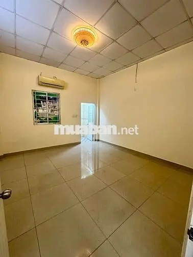 Nhà Cho Thuê Mã Lò, Bt (1Pn 2Wc) Hẻm 8M Phù Hợp Làm Vpcty, Kho, Kd Onl