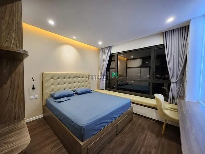 Cho Thuê The View Riviera Point Kepple Land 125M2 Lầu Cao View Thoáng