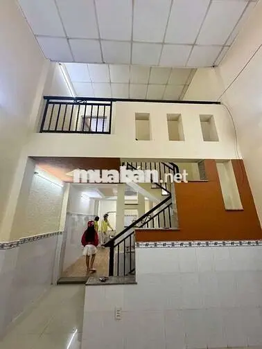 Nhà Cho Thuê Mã Lò, Bt (1Pn 2Wc) Hẻm 8M Phù Hợp Làm Vpcty, Kho, Kd Onl