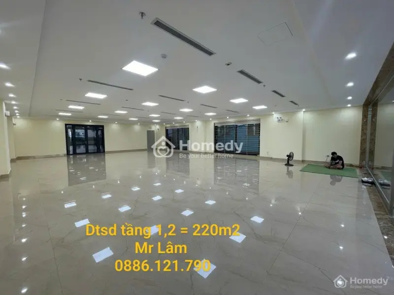 📌Cho Thuê Tòa Văn Phòng 10 Tầng Mp Hoàng Ngân, Dt 420M2, Mt 14M.vị Trí Lô Góc. Giá 600Tr/Th