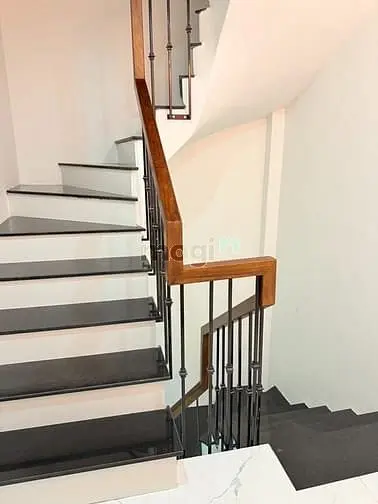 Dân Tự Xây Xịn Mịn- Ở Sướng -Bát Khối Đông Dư 32M * 4 Tầng Cạnh Trường