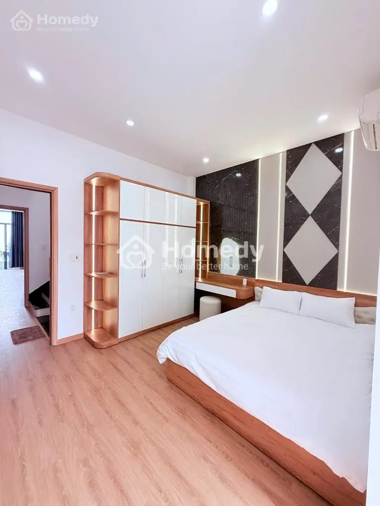 Cho Thuê Nhà Mặt Tiền 3 Tầng Ngay Tt Thành Phố, Full Nội Thất