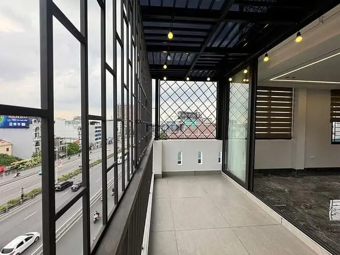 Thúy Lĩnh 5 Tầng Mới Keng *31M _1 Nhà Ô Tô Tránh-2 Thoáng Cực Đẹp