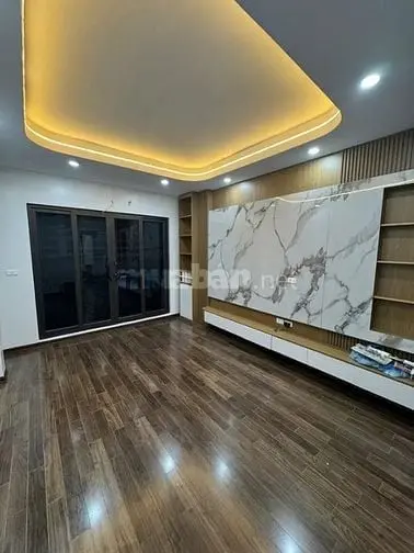 Bán Gấp Nhà Cầu Giấy Để Mua Biệt Thự, Dt 50M2, 6 Tầng, Giá Chỉ 15.8 Ty