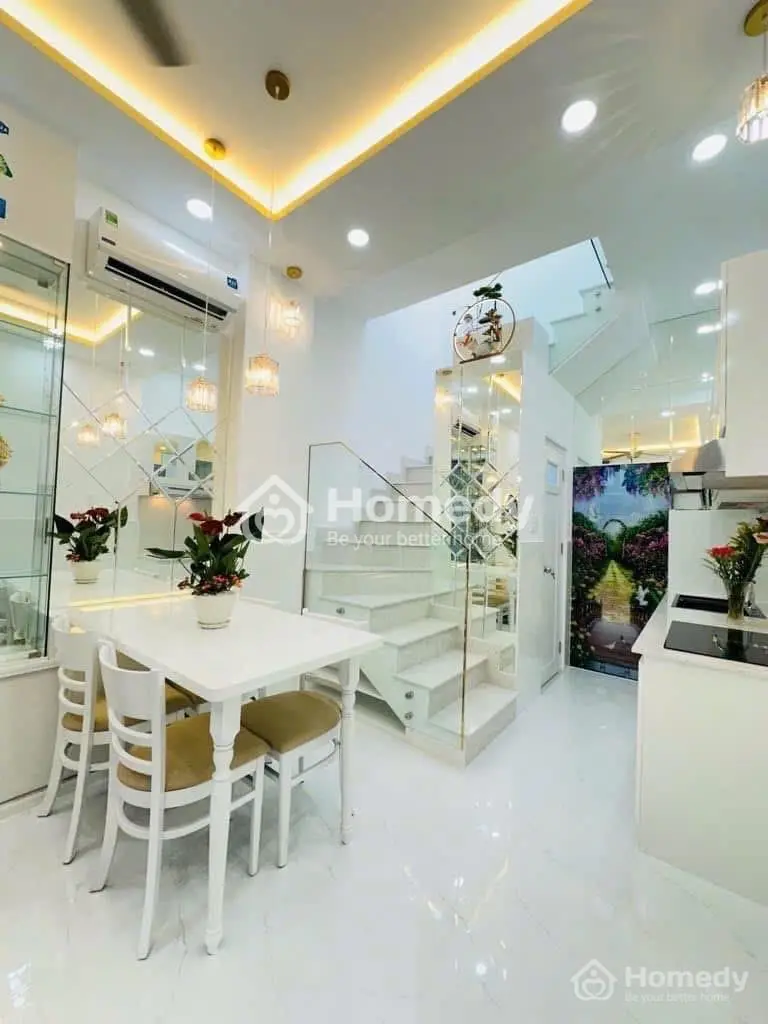 Bán Nhà Đường Nguyễn Văn Đang Q3 Gần Bến Tàu Hoả– Đầy Đủ Tiện Ích, Ở Ngay Trung Tâm Giá 1Ty600Tr