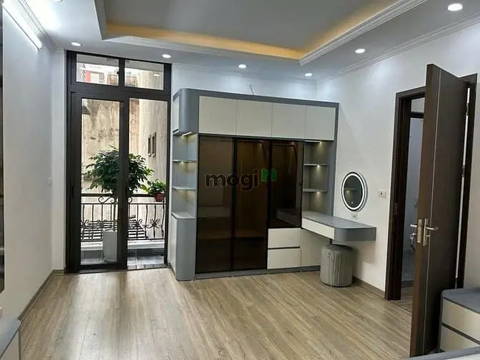 Nhà Phân Lô Nguyễn Văn Huyên, 67M², 4T, Lô Góc Ô Tô, Vỉa Hè, 21 Tỷ