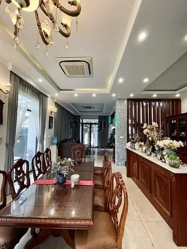 Nhà Mặt Tiền Đặng Thùy Trâm 5 Lầu Ngang 5M 120M2 Kd Đa Ngành 27.2 Tỷ.