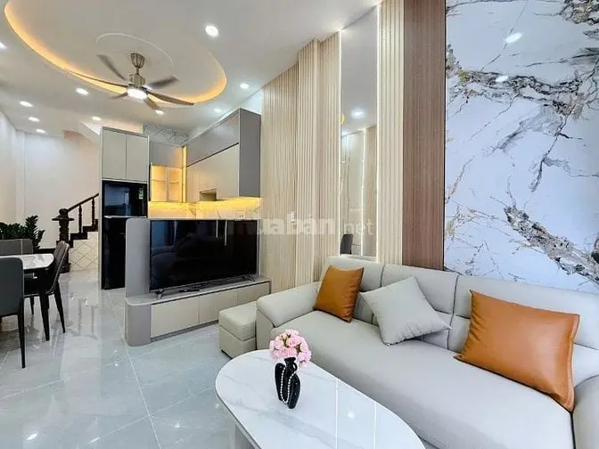 Chính Chủ Bán Nhà 55/10 Đs 18 Đúc 3 Lầu 3 Phòng Ngủ Lớn Giá Mêm