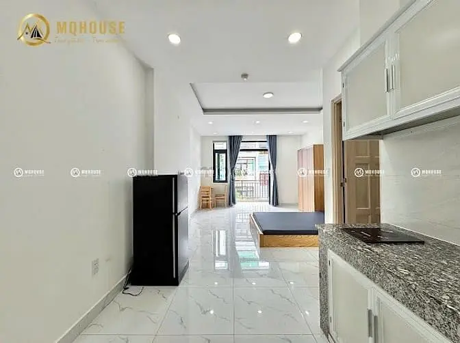 Căn Hộ Studio Ban Công , Cửa Sổ Máy Giặt Riêng Ngay Khu Nhà Họ Lê