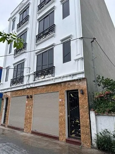 Bán Nhà Mới 5 Tầng Mặt Phố & Ô Tô Vào Nhà
