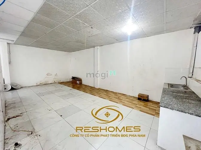 Cho Thuê Mặt Bằng 2 Mặt Tiền Gần 250M2 Ngay Ngã Tư Vincom, Biên Hoà