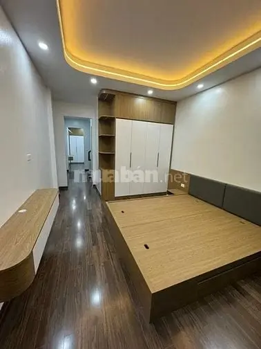 Bán Gấp Nhà Cầu Giấy Để Mua Biệt Thự, Dt 50M2, 6 Tầng, Giá Chỉ 15.8 Ty