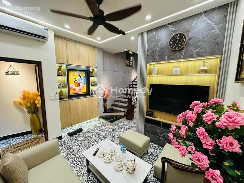 Siêu Phẩm Nhà Mới 5 Tầng–43M²–Nội Thất Mê Người -Ngõ Thông-Khương Đình –Thanh Xuân–8.95 Tỷ