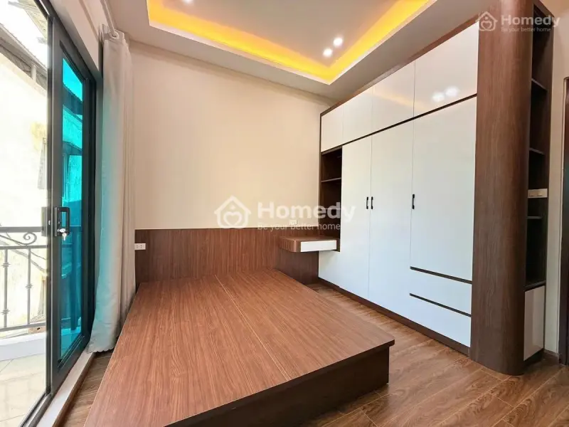 Siêu Phẩm Nhà Mới 5 Tầng – 41M² –Gần Phố-Khương Đình – Thanh Xuân – Giá 10.8 Tỷ