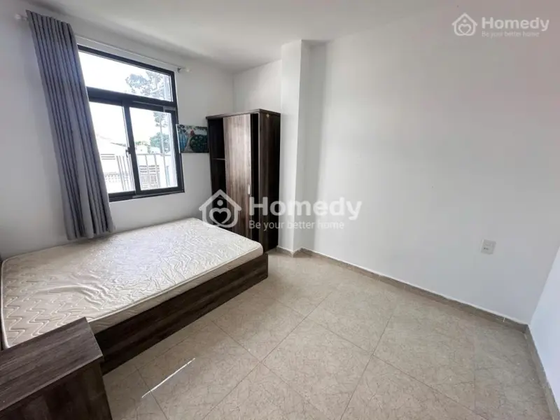 Studio Cửa Sổ Đủ Tiện Nghi
