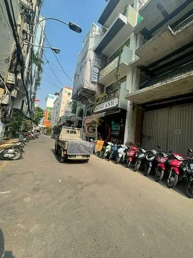 130 Tỷ! Bán Nhà Phố Đ. Nguyễn Thái Bình, Q.1 – 12X24M – 3 Tầng