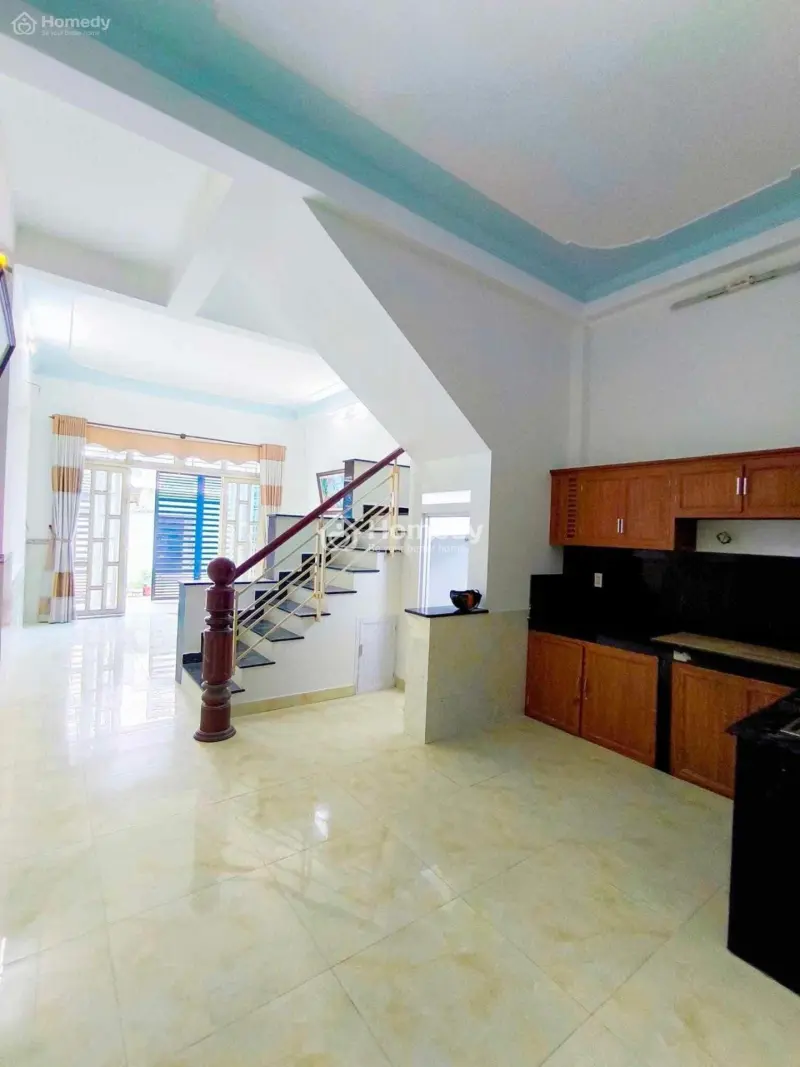 Chủ Nhà Nợ Cần Bán Gấp Nhà 1T1L Hoàng Hoa Thám.gàn Chợ-Dt 64M2-Giá 1 Tyr050Tr-Sổ Hồng Riêng
