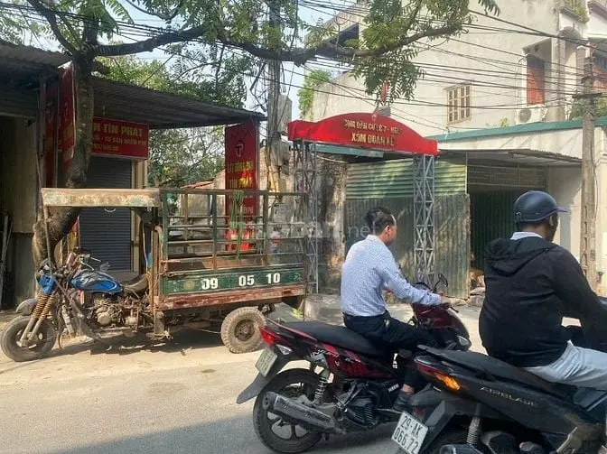 Bán 300 M2 Đất Thổ Cư, Pháp Lý Sạch, Ngõ Ô Tô, Cách Đường Lớn 50M