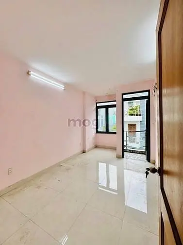 Khu Vip •Nguyễn Văn Đậu, P6 - Bình Thạnh • 41M² • 5 Tầng Sân Thượng .