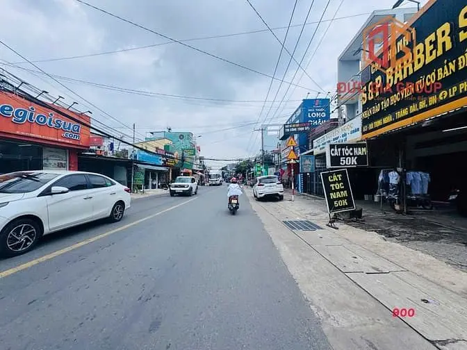 Cho Thuê 1111M2 Đất Thổ Cư Mặt Tiền Đường Bùi Trọng Nghĩa Giá 100Triệu