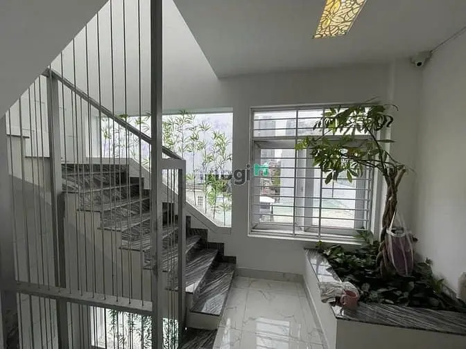 Nhà Phố Hầm Và 4 Tầng, Mặt Đường Tân Thuận Nam Quận 7. 5*8, Hơn 16 Tỷ
