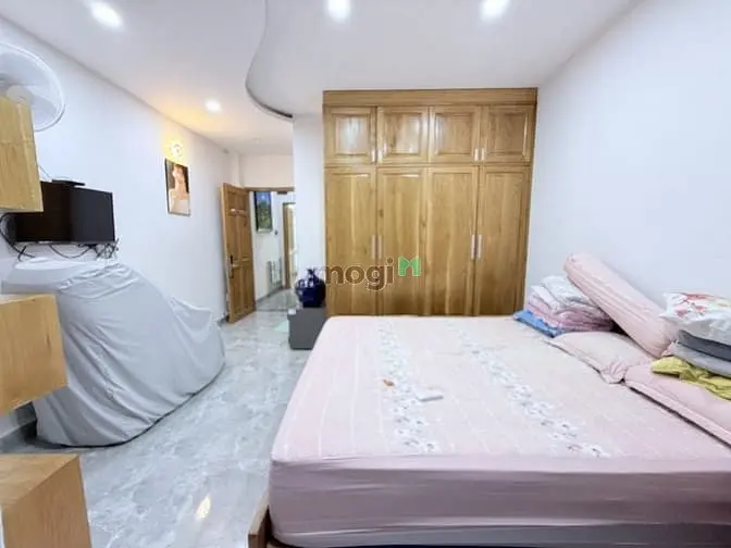Bán Nhà 4 Tầng - Số Hồng Riêng - Hoàn Công Đủ - Đường Cmt8 - P10 -Q3.