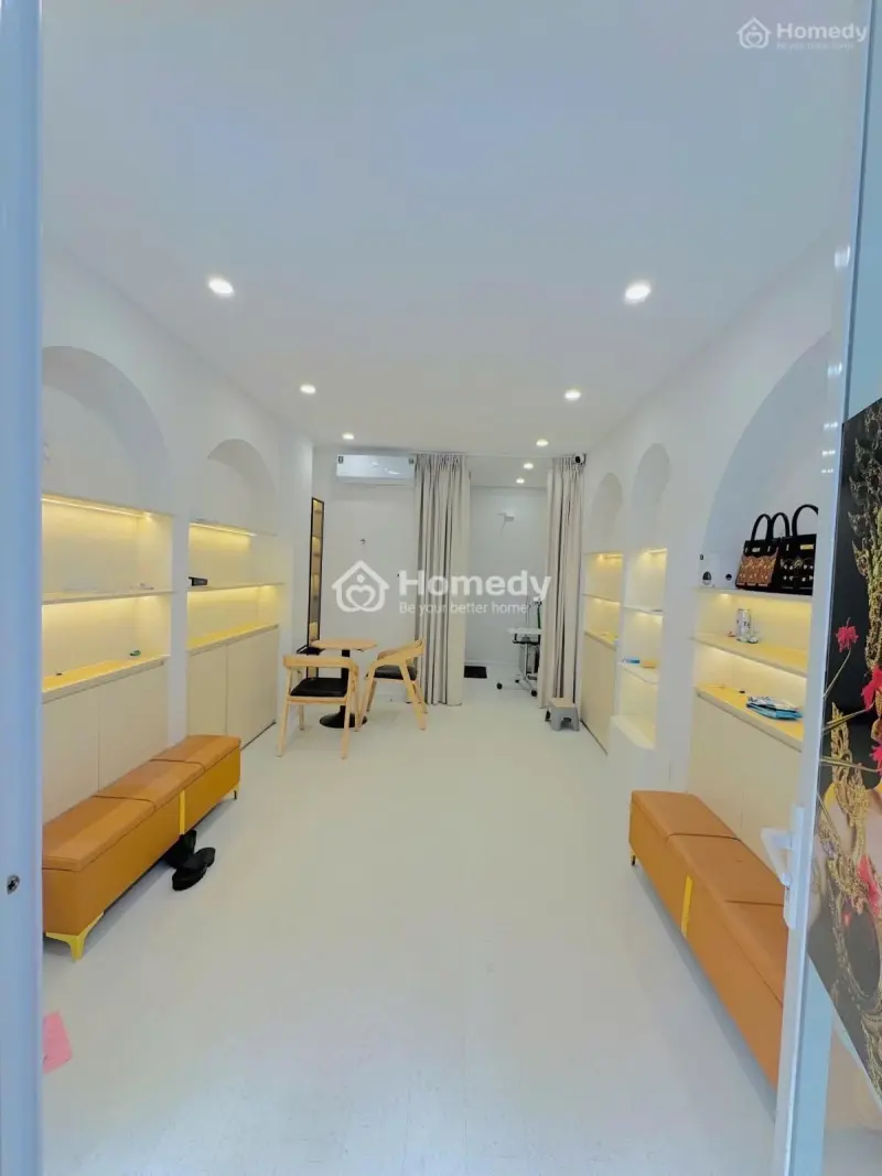 6035870 ảnh đại diện 1