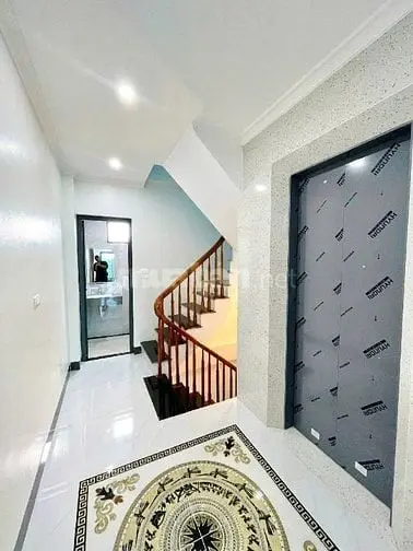 Hiếm – Dương Văn Bé – 52M² – 6 Tầng Thang Máy – Ô Tô Dừng Đỗ Ngày Đêm