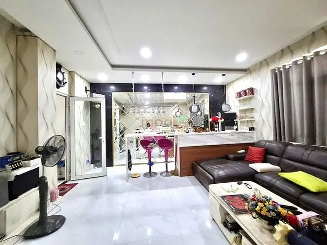Quận 8 Bán Biệt Thự Diện Tích Khủng, Ô Tô Tới Nhà, 7Pn, Nhỉnh 24 Tỷ Tl