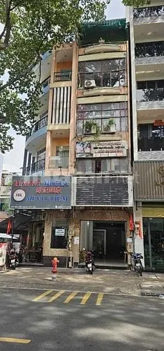 Bán Nhà Mặt Tiền Đường Nguyễn Trãi, Diện Tích 4X18M, 4 Lầu