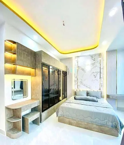 Bán Gấp Siêu Phẩm Nhà 4 Tầng, Hxh, Ngay Chợ Phú Xuân, Full Nội Thất