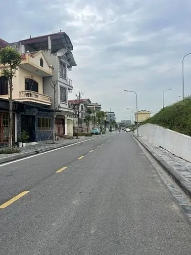 Cho Thuê Nhà Nguyên Căn 4 Tầng – Tổ 2 Phúc Lợi, Long Biên