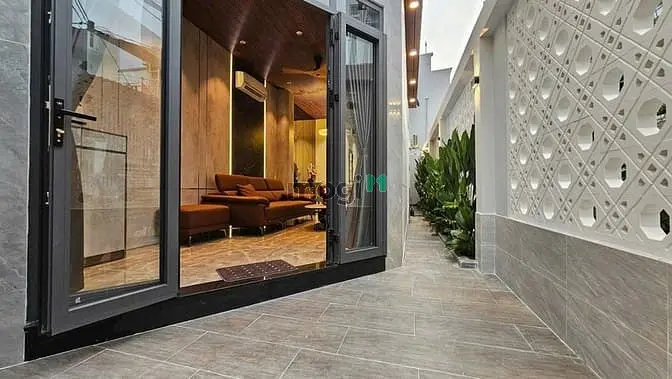 Bán Nhà Góc 2 Mặt Tiền Xây Mới Gần Đường Phạm Hữu Lầu Quận 7